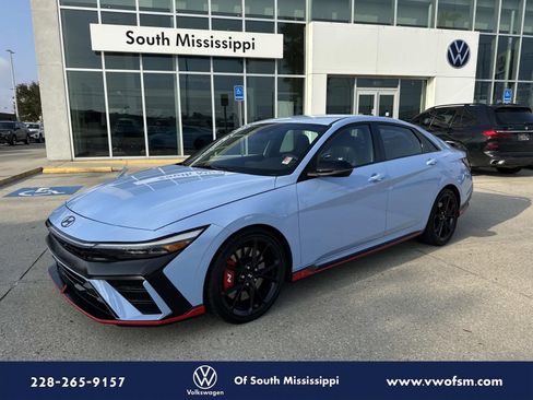 Used 2025 Hyundai Elantra N image 1