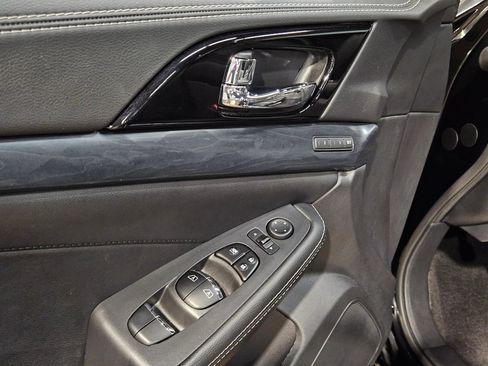 Used 2020 Nissan Maxima Platinum w/ Sport Mat Group FWD image 21