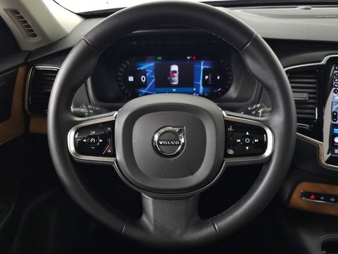 Used 2023 Volvo XC90 B6 Plus w/ Protection Package Premier AWD/4WD image 18