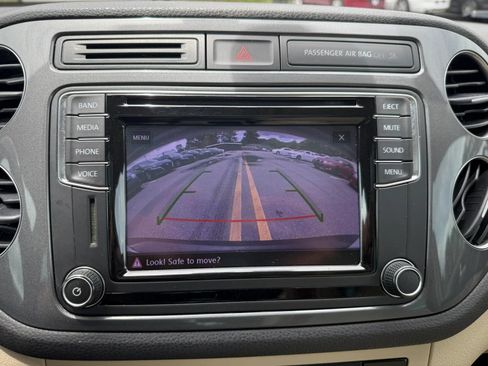 Used 2017 Volkswagen Tiguan Wolfsburg Edition FWD image 30