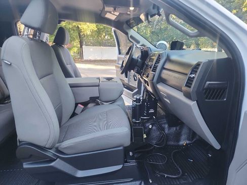 Used 2017 Ford F350 XL w/ Power Equipment Group AWD/4WD image 37