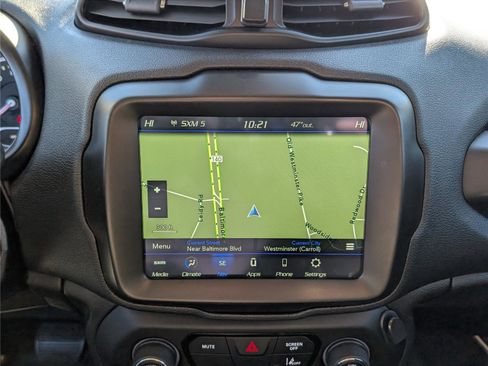 Used 2022 Jeep Renegade Latitude image 28