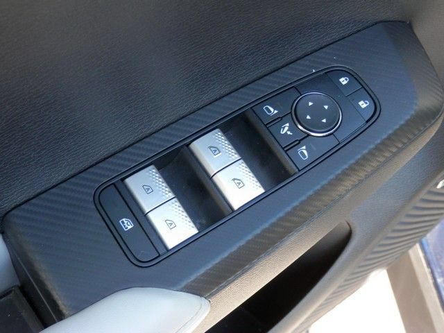 Used 2025 Mitsubishi Outlander SE AWD/4WD image 16