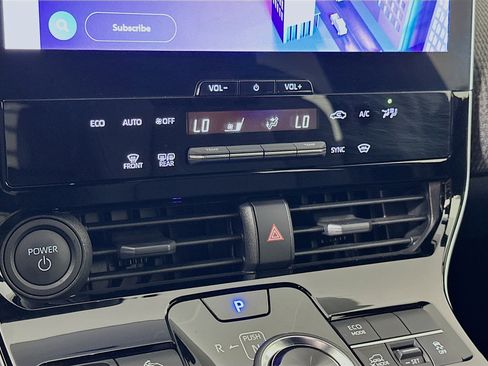 Used 2023 Toyota bZ4X XLE image 23