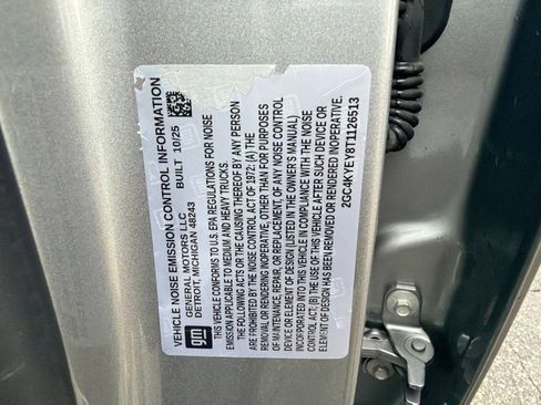 Used 2026 Chevrolet Silverado 2500 ZR2 AWD/4WD image 42