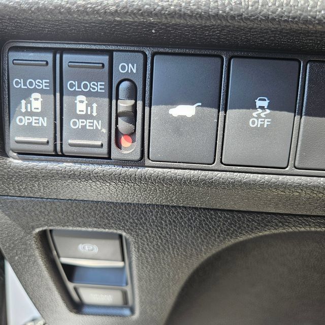 Used 2025 Honda Odyssey EX-L image 33