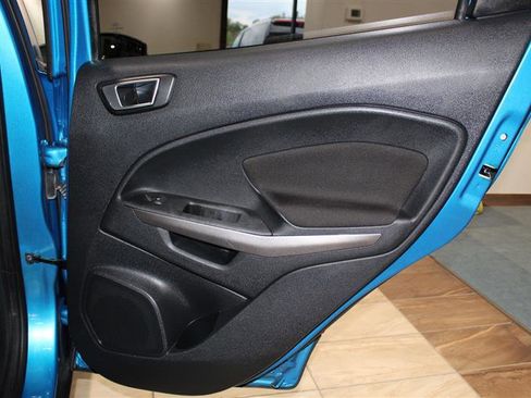 Used 2019 Ford EcoSport SE image 33