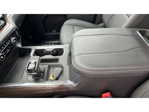 Used 2024 Chevrolet Silverado 1500 LT Trail Boss w/ LT Trail Boss Premium Package image 20