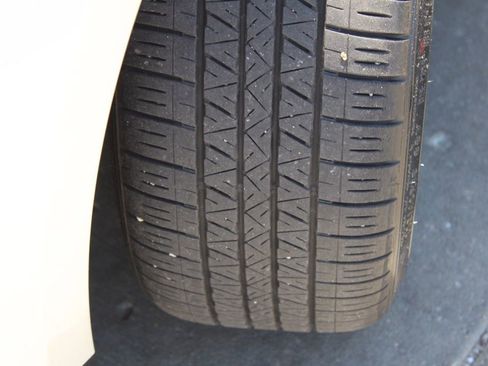 Used 2023 Toyota Corolla SE image 13