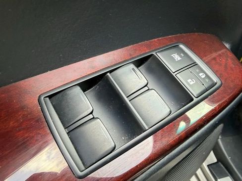 Used 2014 Lexus GX 460 Luxury image 17