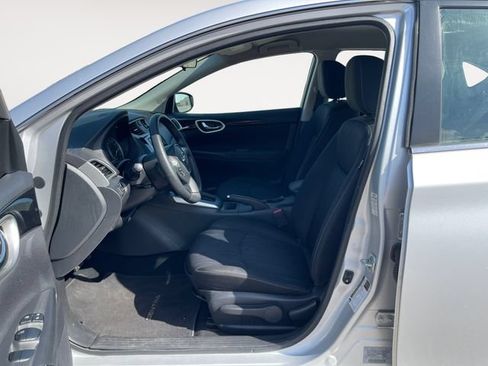Used 2019 Nissan Sentra SV FWD image 9