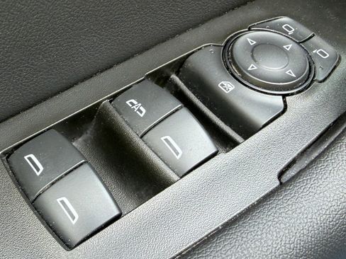 Used 2024 Chevrolet Blazer LT w/ Convenience Package image 6