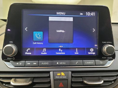 Used 2025 Nissan Altima 2.5 SV FWD image 25