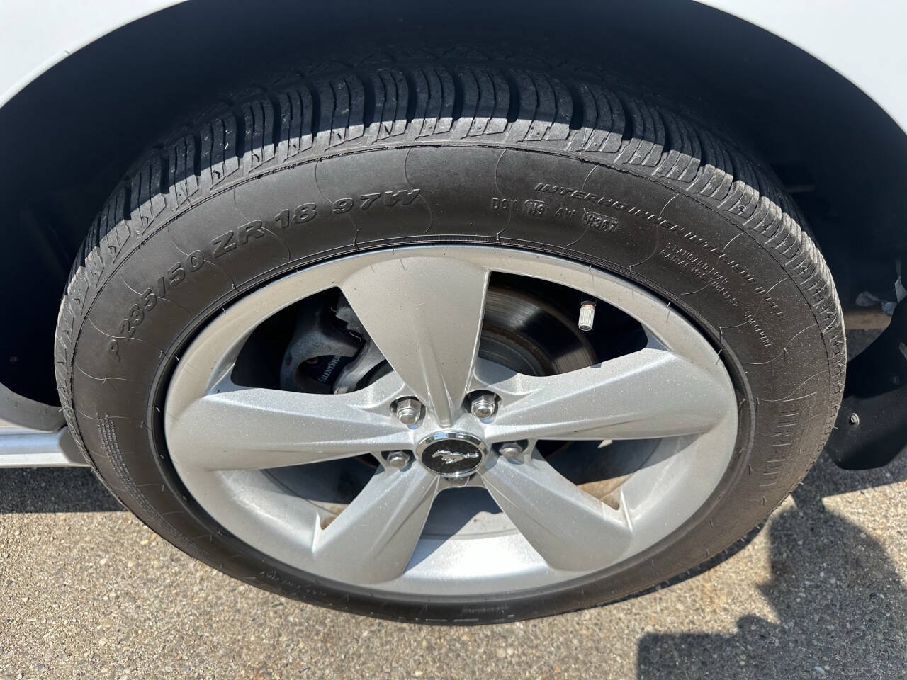 Used 2014 Ford Mustang GT Premium RWD image 28