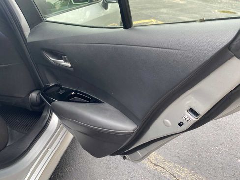 Used 2020 Toyota Corolla SE w/ SE Preferred Package FWD image 29
