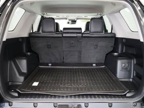 Used 2024 Toyota 4Runner SR5 Premium w/ Moonroof Package AWD/4WD image 24