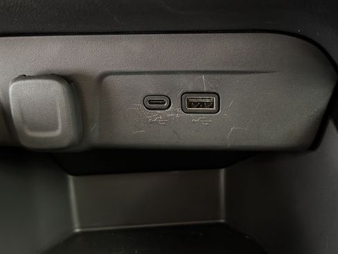 Used 2024 Chevrolet Trax LT w/ Driver Confidence Package FWD image 32