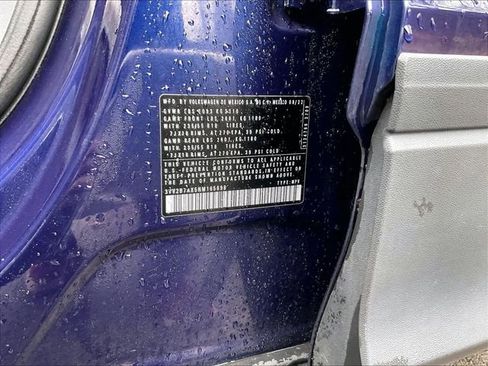 Used 2022 Volkswagen Tiguan SE image 31