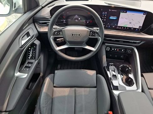Certified 2025 Audi Q5 Premium Plus AWD/4WD image 11