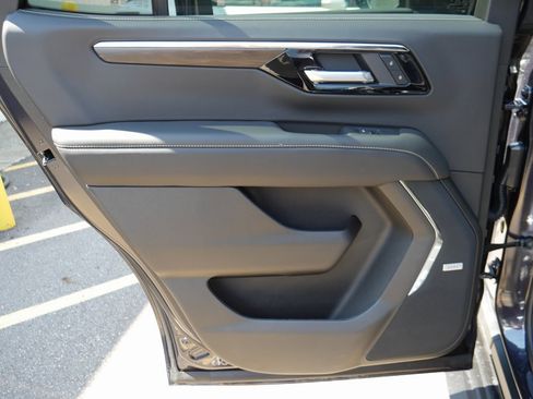 New 2025 Chevrolet Tahoe Premier image 33