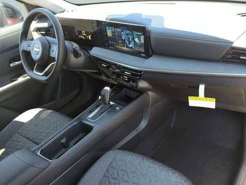 New 2026 Nissan Kicks SV AWD/4WD image 19