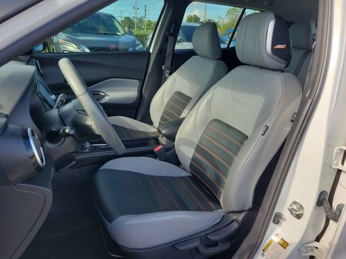 Certified 2023 Nissan Kicks SR w/ SR Premium Package FWD image 15