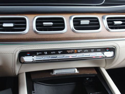Used 2022 Mercedes-Benz GLE 350 image 11