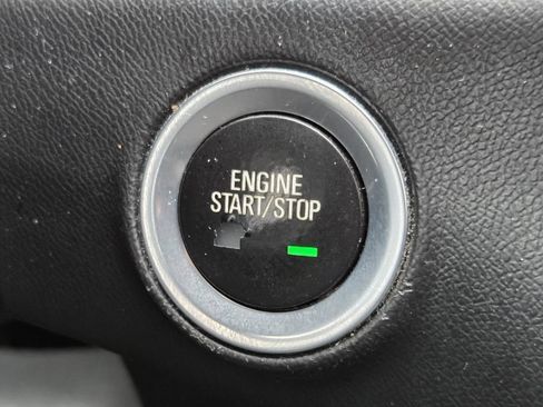 Used 2018 GMC Terrain SLE FWD image 16