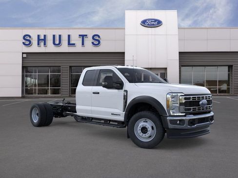 New 2025 Ford F550 4x4 Supercab Super Duty image 7