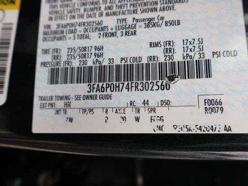 Used 2015 Ford Fusion SE FWD image 36