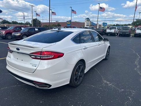 Used 2017 Ford Fusion Titanium AWD/4WD image 5