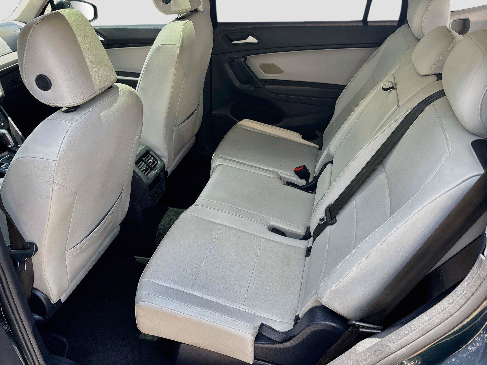 Used 2019 Volkswagen Tiguan SEL w/ 3rd Row Seat Package AWD/4WD image 25