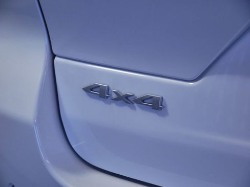 Used 2024 Jeep Grand Cherokee Laredo w/ Luxury Tech Group I image 15