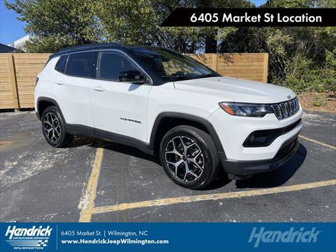 Certified 2025 Jeep Compass Limited image 1