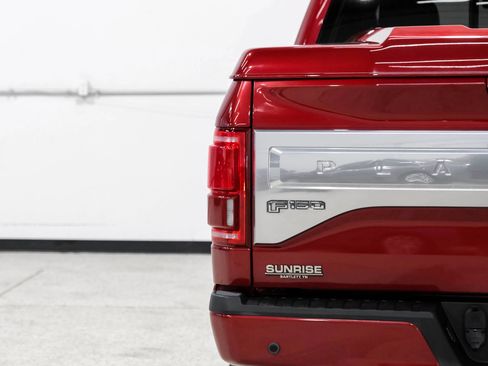 Used 2015 Ford F150 Platinum w/ Equipment Group 701A Luxury AWD/4WD image 57