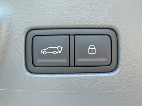 Used 2026 Hyundai Santa Fe SEL FWD image 21
