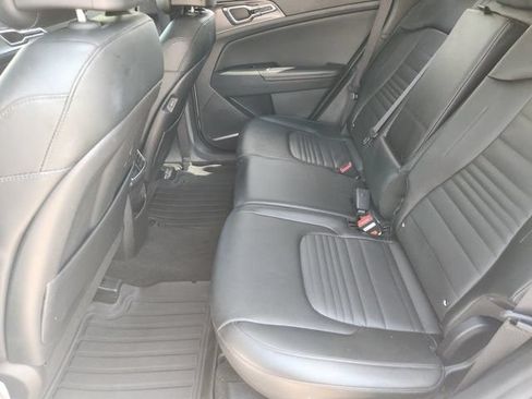 Used 2024 Kia Sportage SX FWD image 30