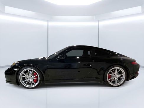 Certified 2017 Porsche 911 Carrera 4S image 4