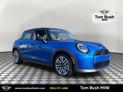 Used 2025 MINI Cooper S image 1