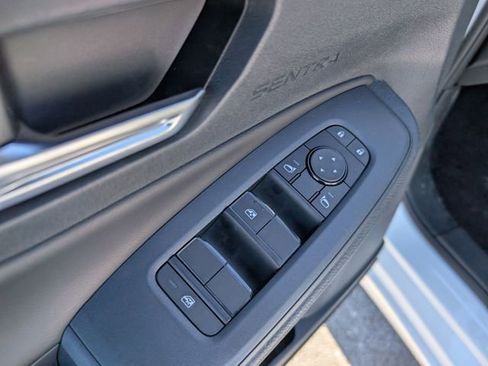 New 2026 Nissan Sentra SV w/ Floor Mat Package FWD image 17