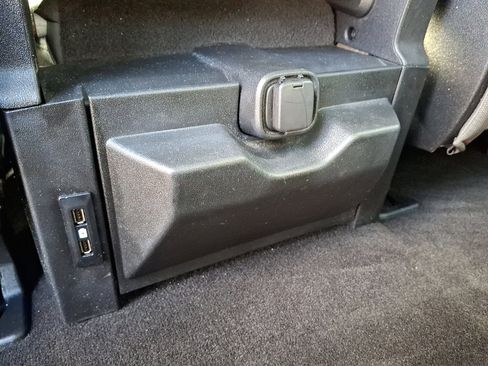 Used 2019 Ford F150 XLT w/ Equipment Group 302A Luxury image 11