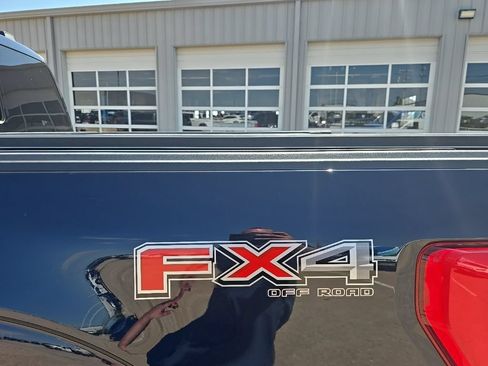 Used 2022 Ford F150 Lariat AWD/4WD image 7
