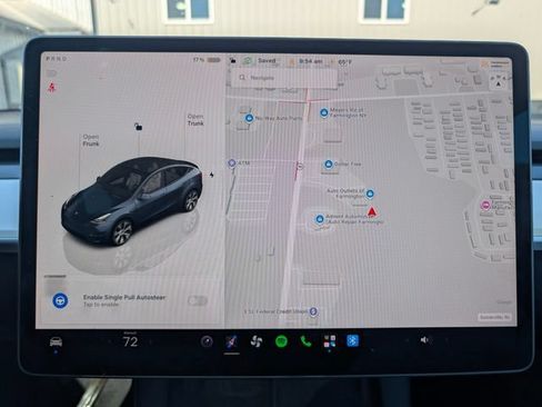 Used 2024 Tesla Model Y Long Range AWD/4WD image 26
