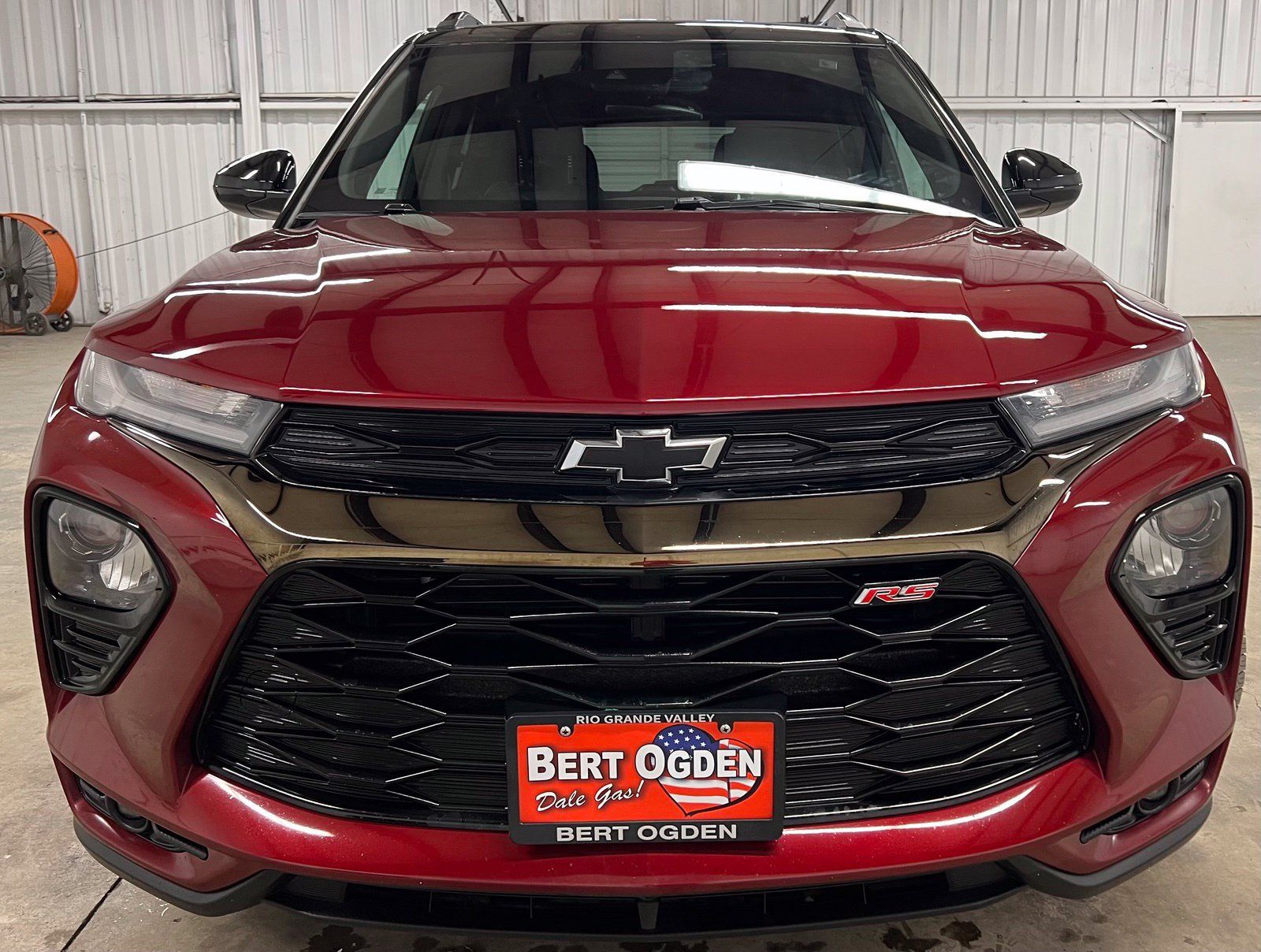Used 2023 Chevrolet TrailBlazer RS w/ Convenience Package FWD image 2