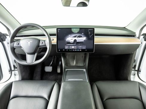 Used 2023 Tesla Model Y Long Range AWD/4WD image 16