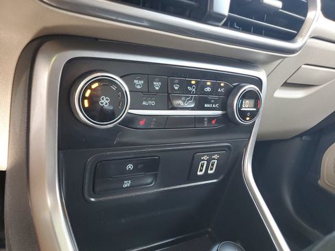 Used 2019 Ford EcoSport SE FWD image 22