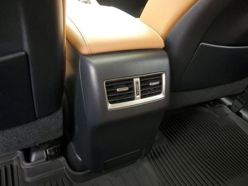 Used 2022 Lexus RX 350L Premium w/ Premium Package AWD/4WD image 11
