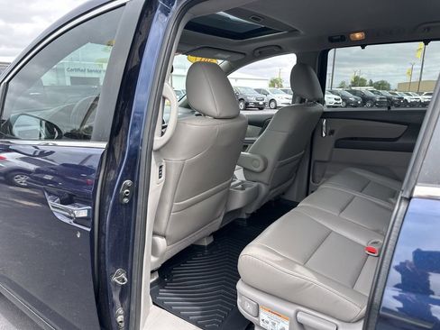 Used 2017 Honda Odyssey EX-L image 18