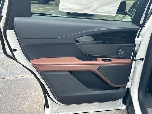 New 2026 Lincoln Nautilus Reserve w/ Jet Appearance Package AWD/4WD image 20