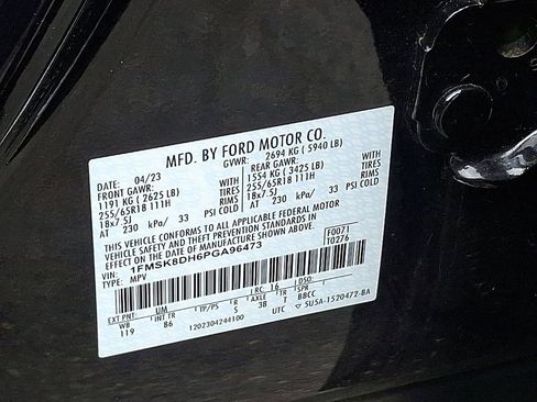 Used 2023 Ford Explorer XLT image 27